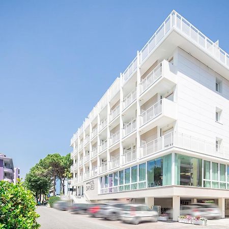 Hotel Danieli Бибионе Экстерьер фото
