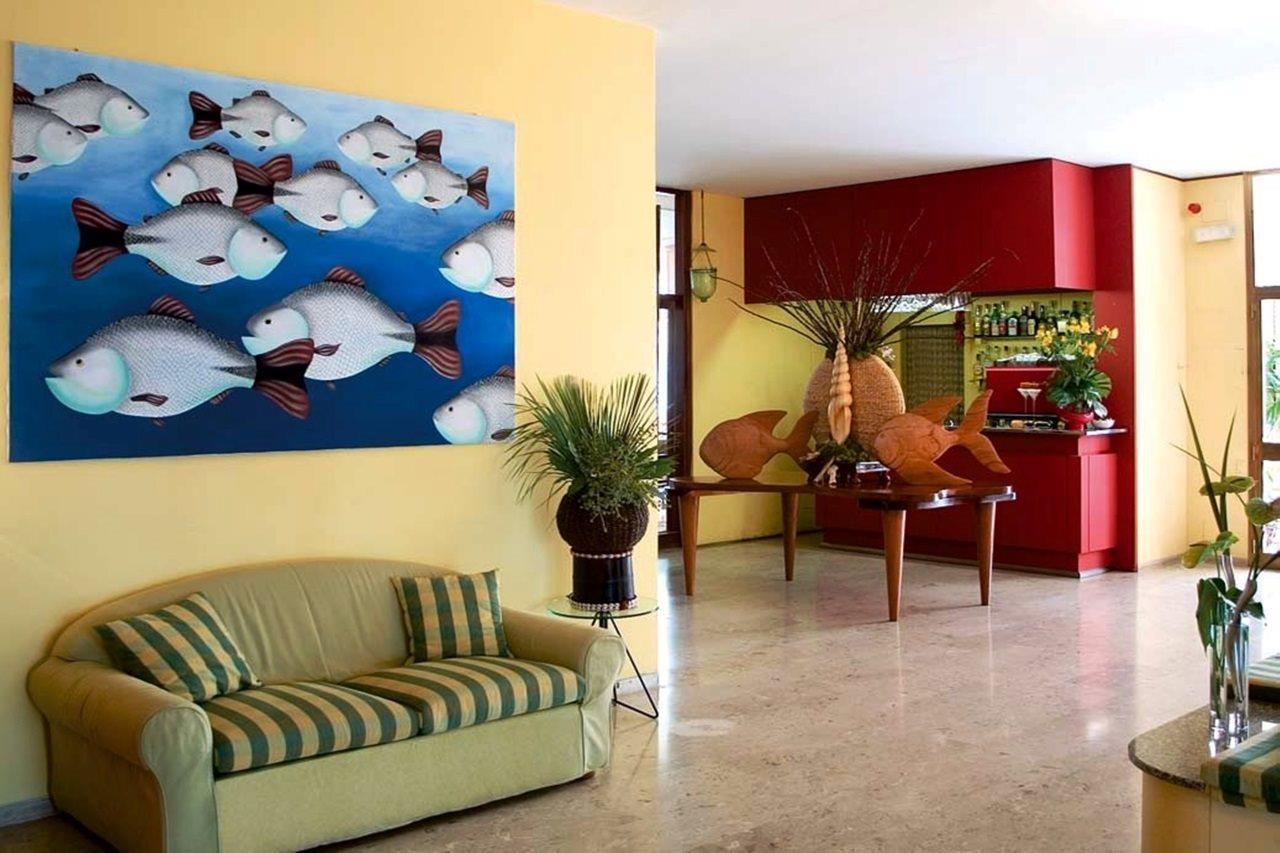 Hotel Danieli Бибионе Экстерьер фото